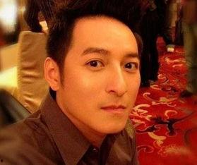 娱乐圈爆料头像男,神秘男星头像引发热议，真相即将揭晓！  第2张